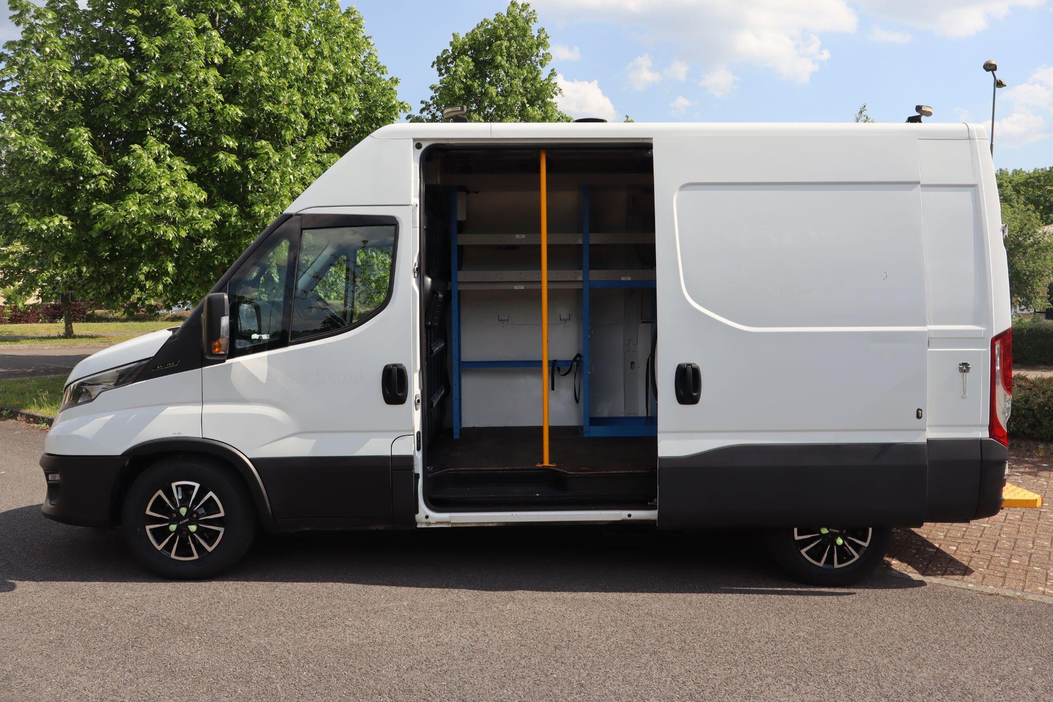 van-images