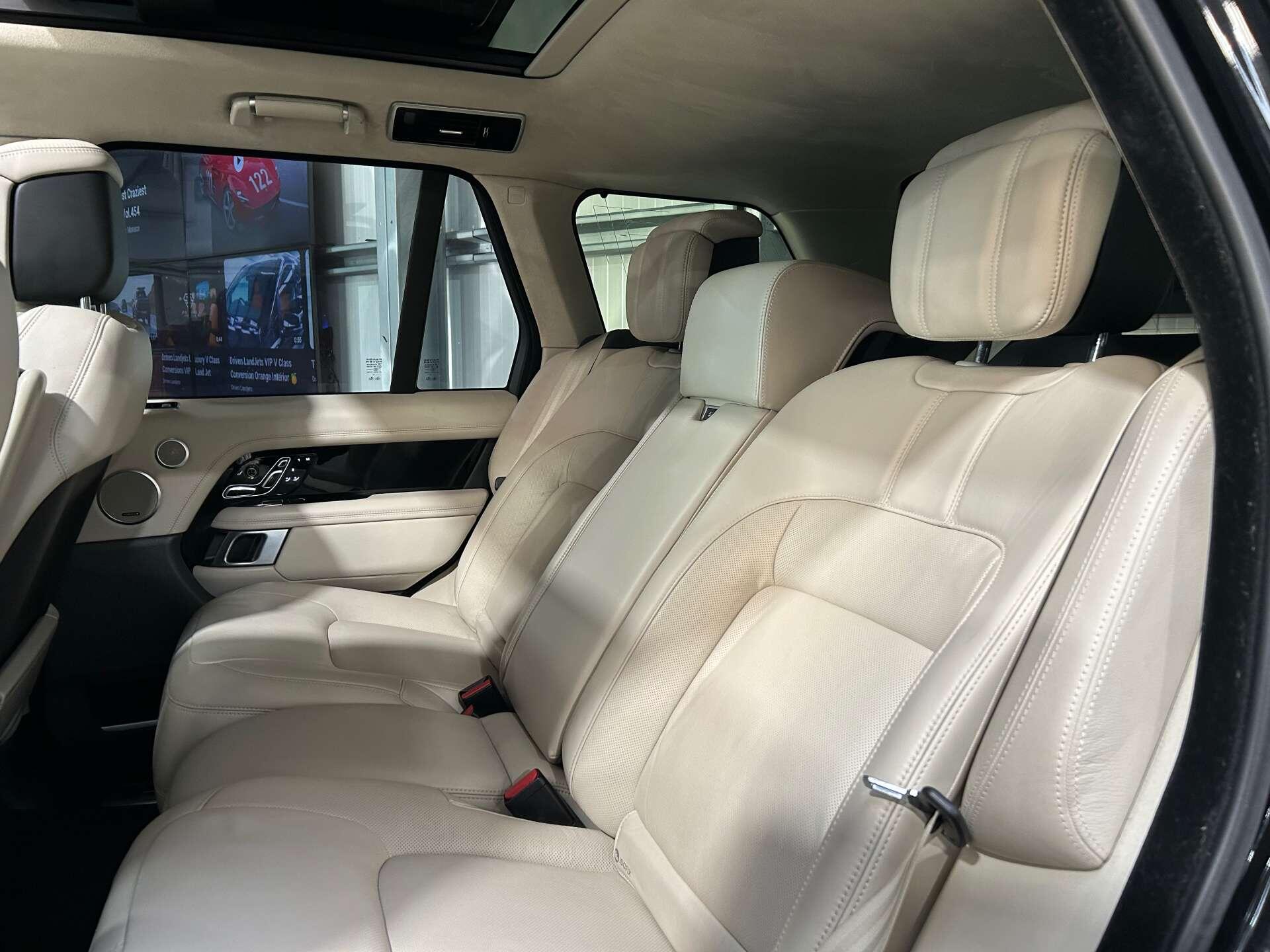 Land Rover Range Rover view 37