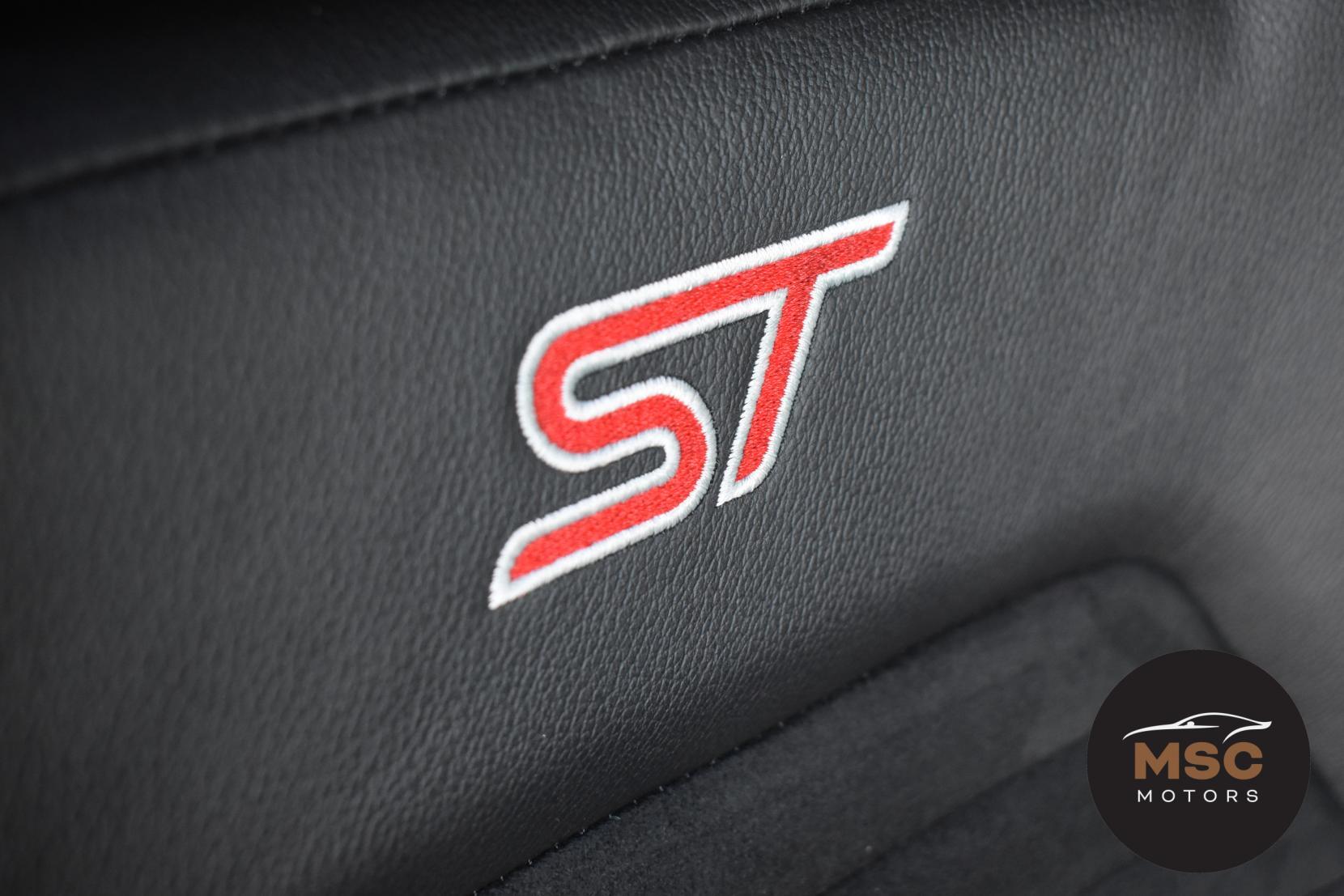 Ford Fiesta view 48