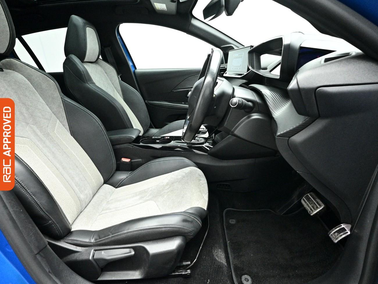 Peugeot E-208 view 13