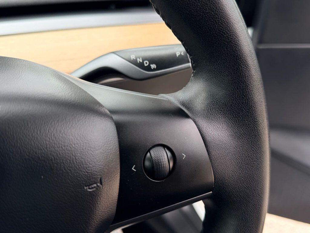 Tesla Model 3 view 28