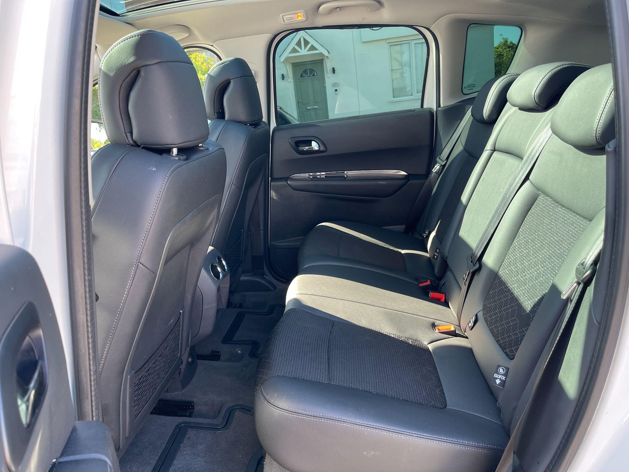 Peugeot 3008 view 35