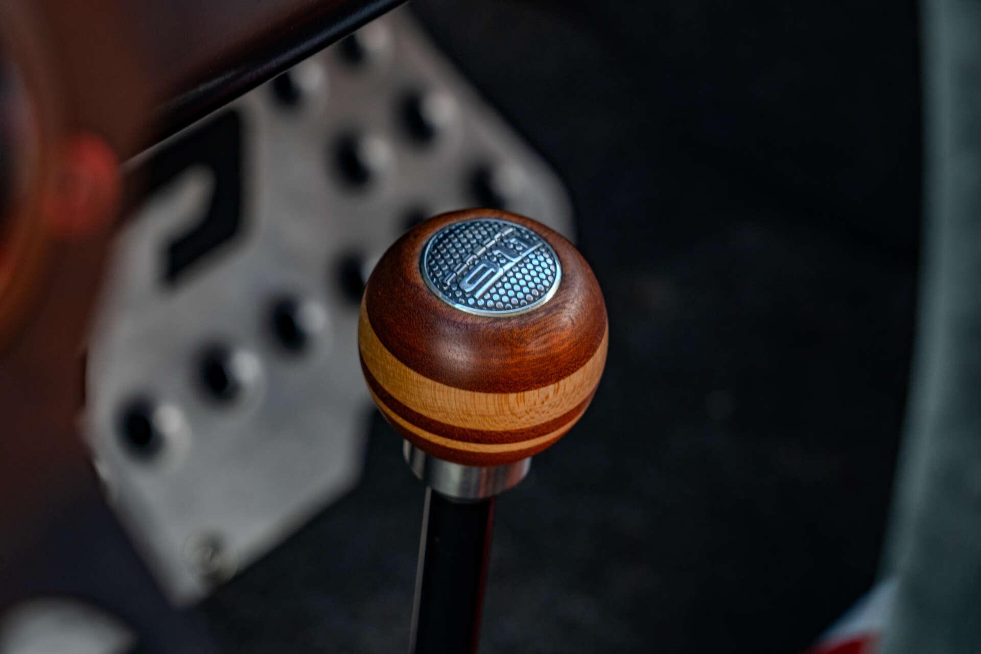 Porsche 911 view 23