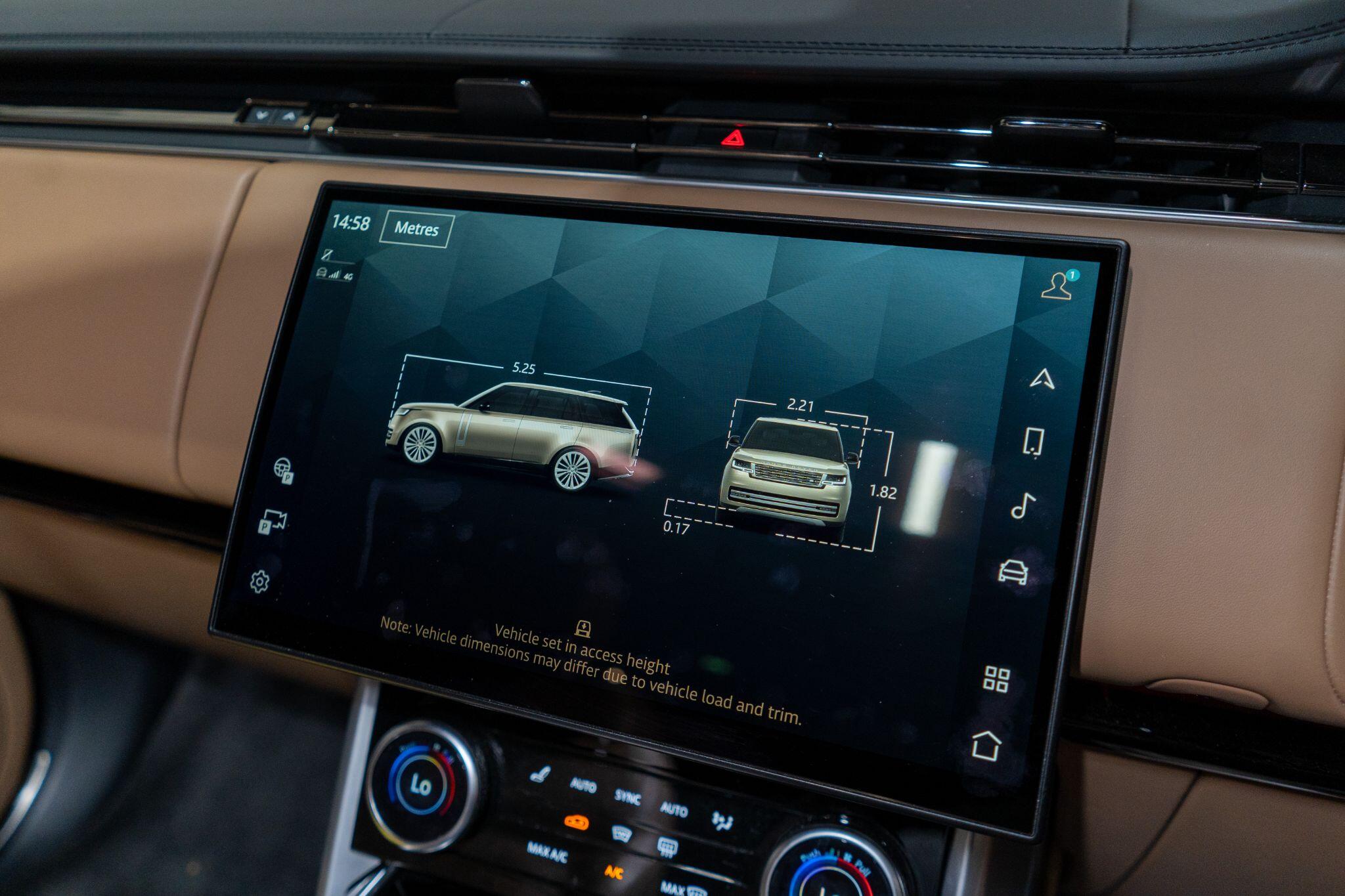 Land Rover Range Rover view 32