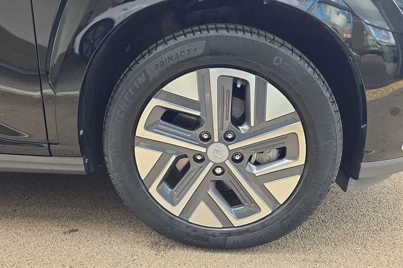 Hyundai Kona view 39