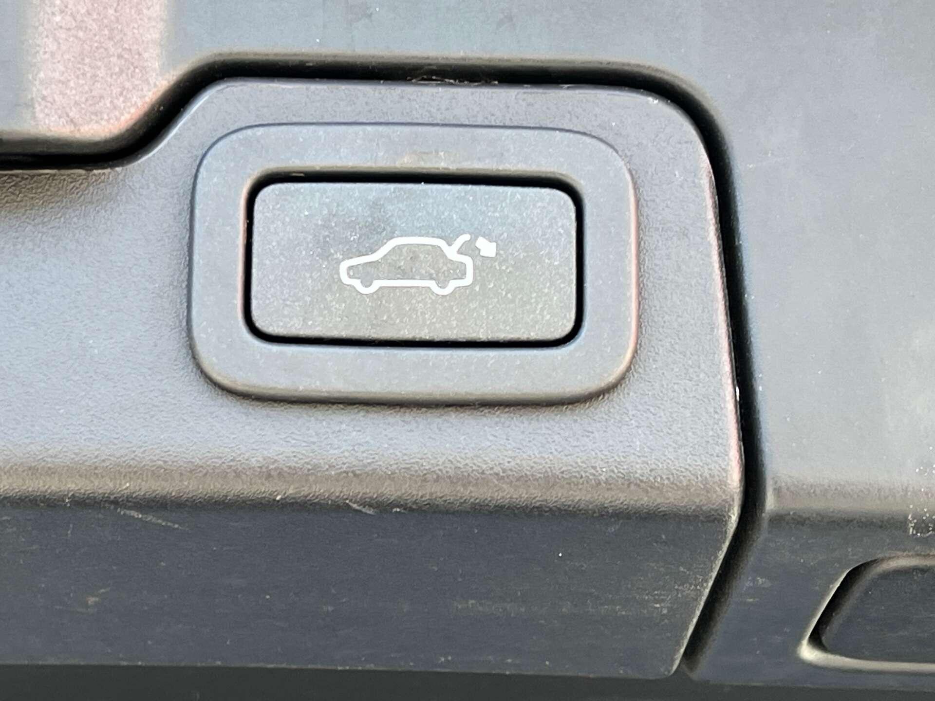 Land Rover Range Rover Evoque view 48