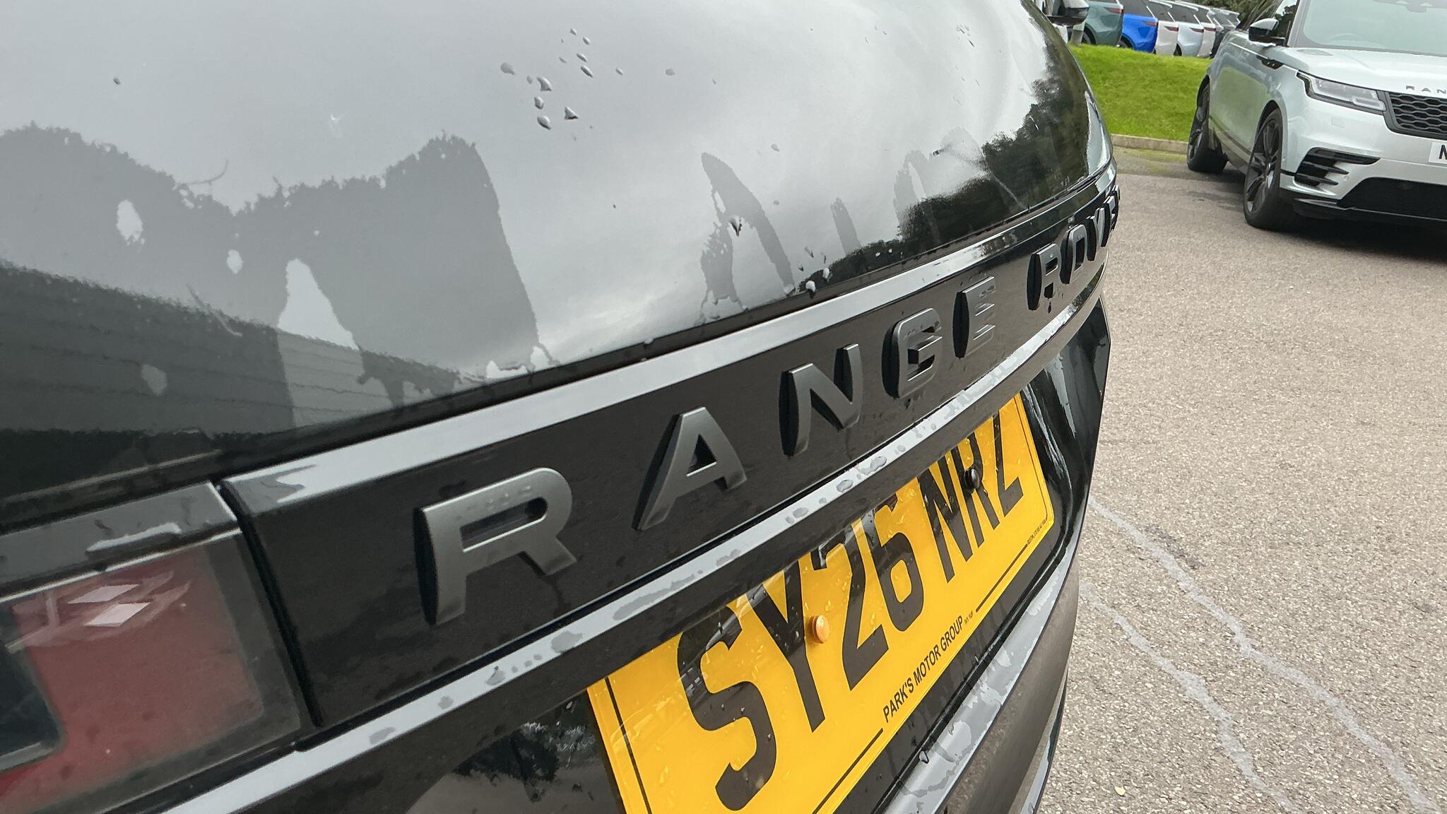 Land Rover Range Rover Evoque view 21