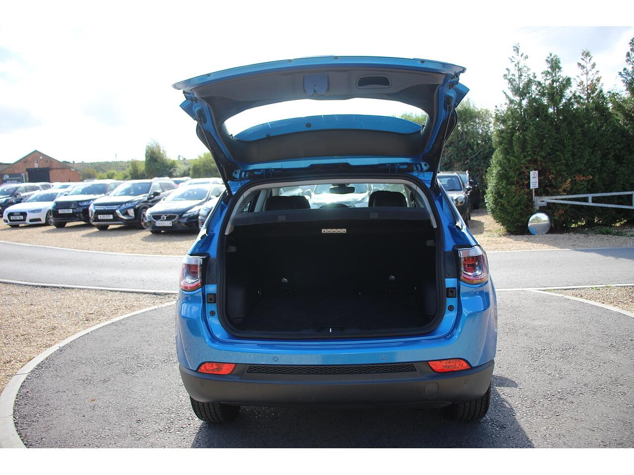 Jeep Compass view 38