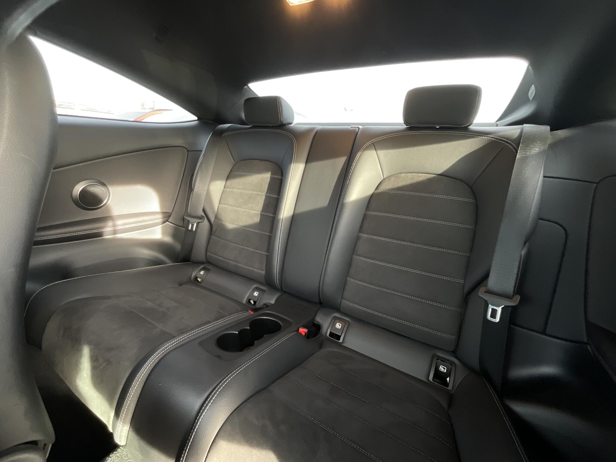 Mercedes-Benz C-Class view 11