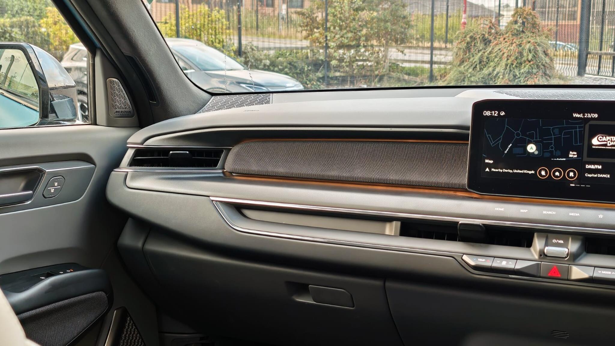 Kia Ev9 view 19