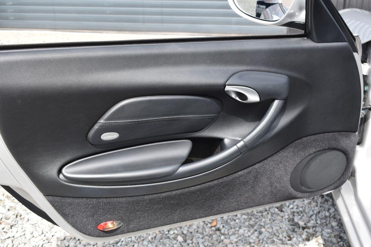 Porsche Boxster view 24