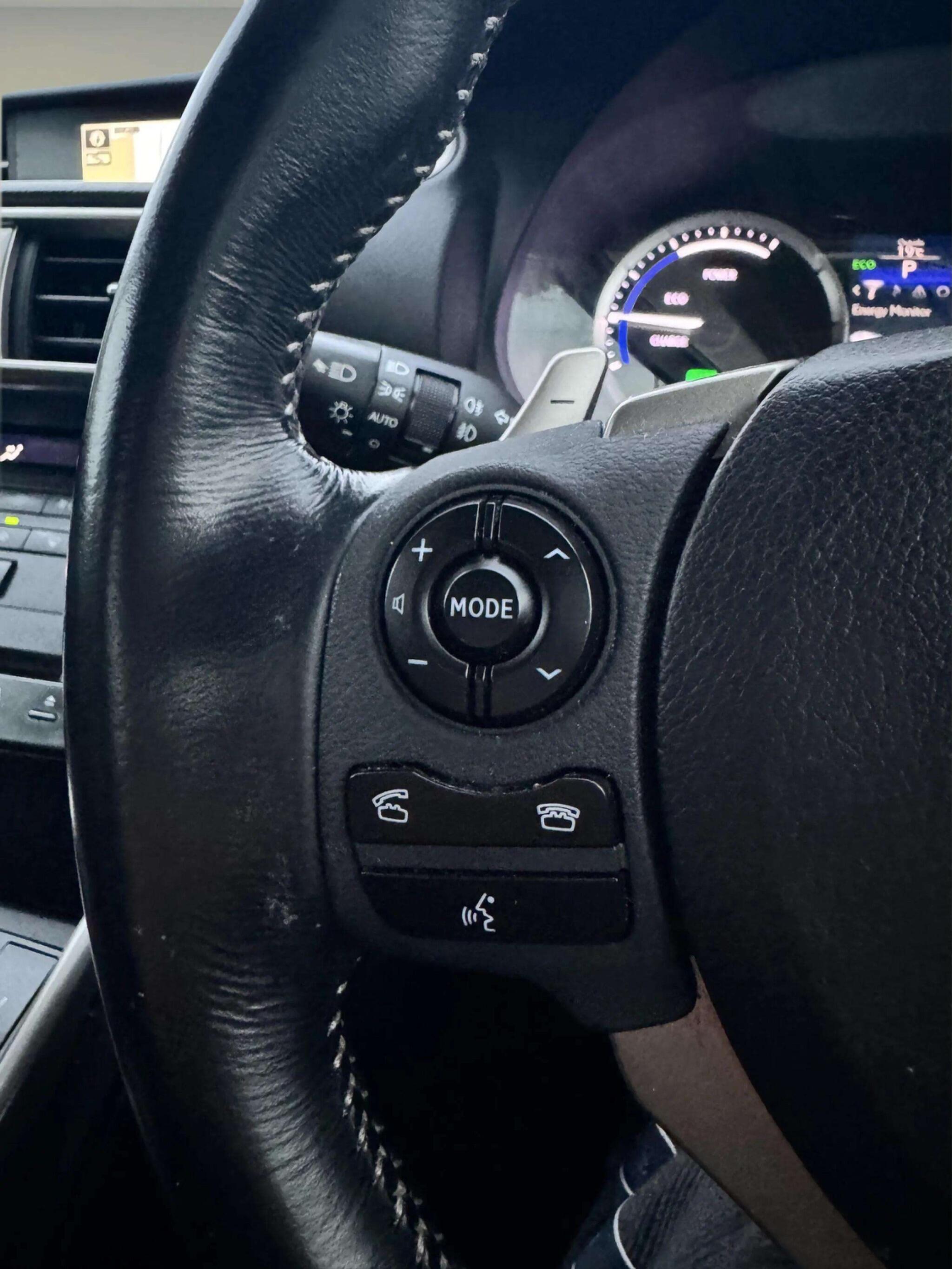 Lexus Is view 50