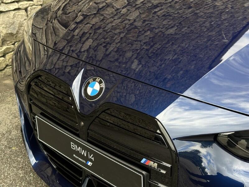 BMW i4 view 76