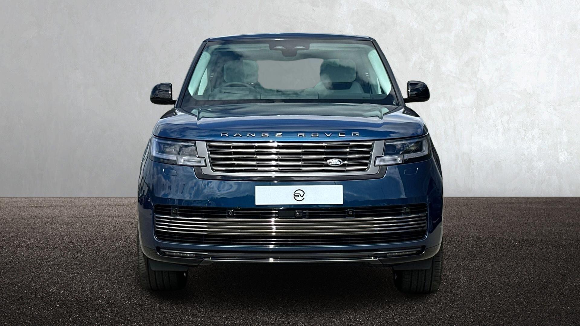 Land Rover Range Rover view 2