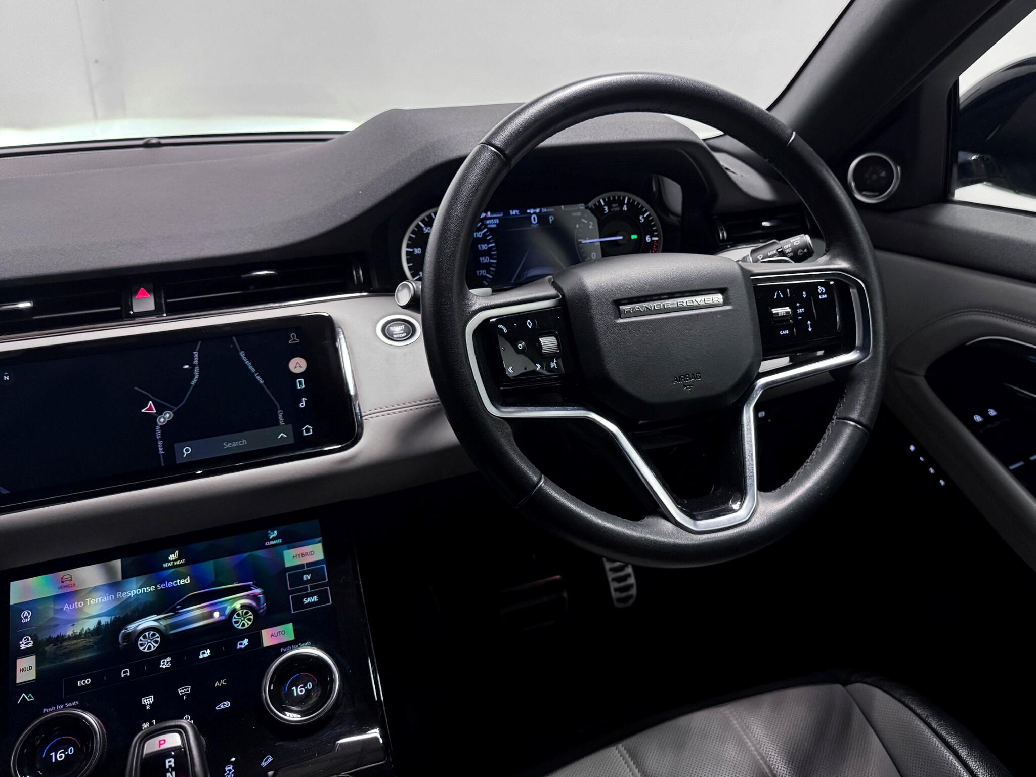 Land Rover Range Rover Evoque view 16