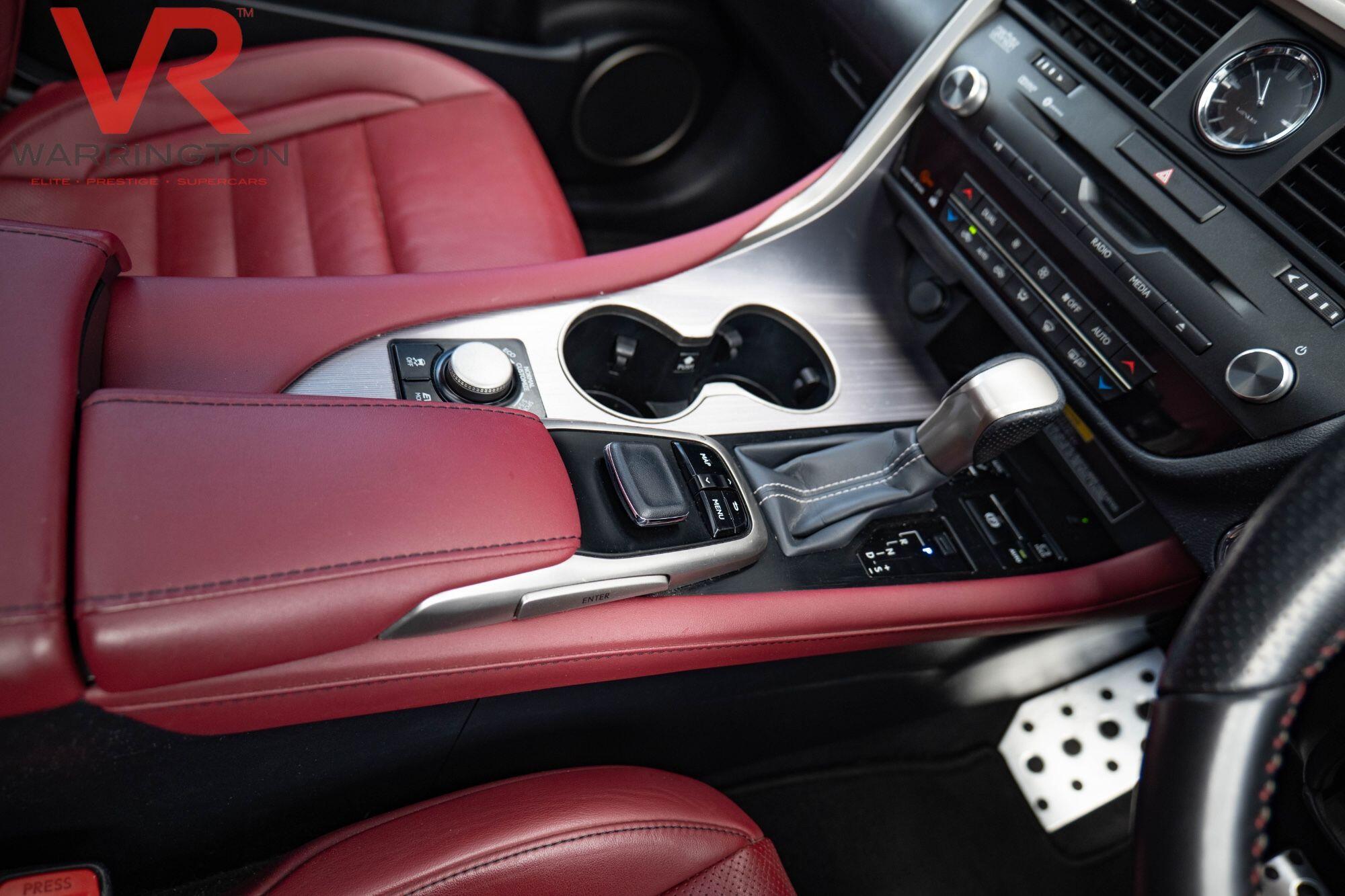 Lexus RX view 25