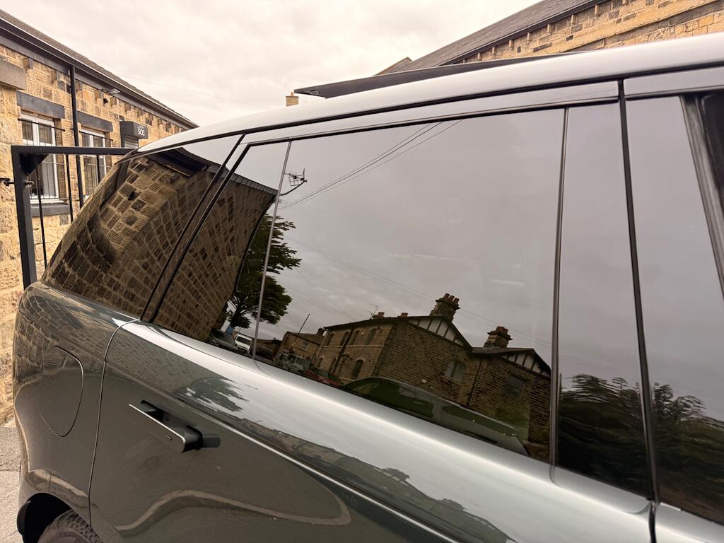 Land Rover Range Rover view 26