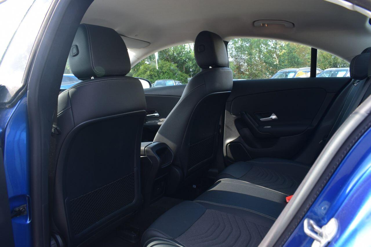 Mercedes-Benz Cla view 20