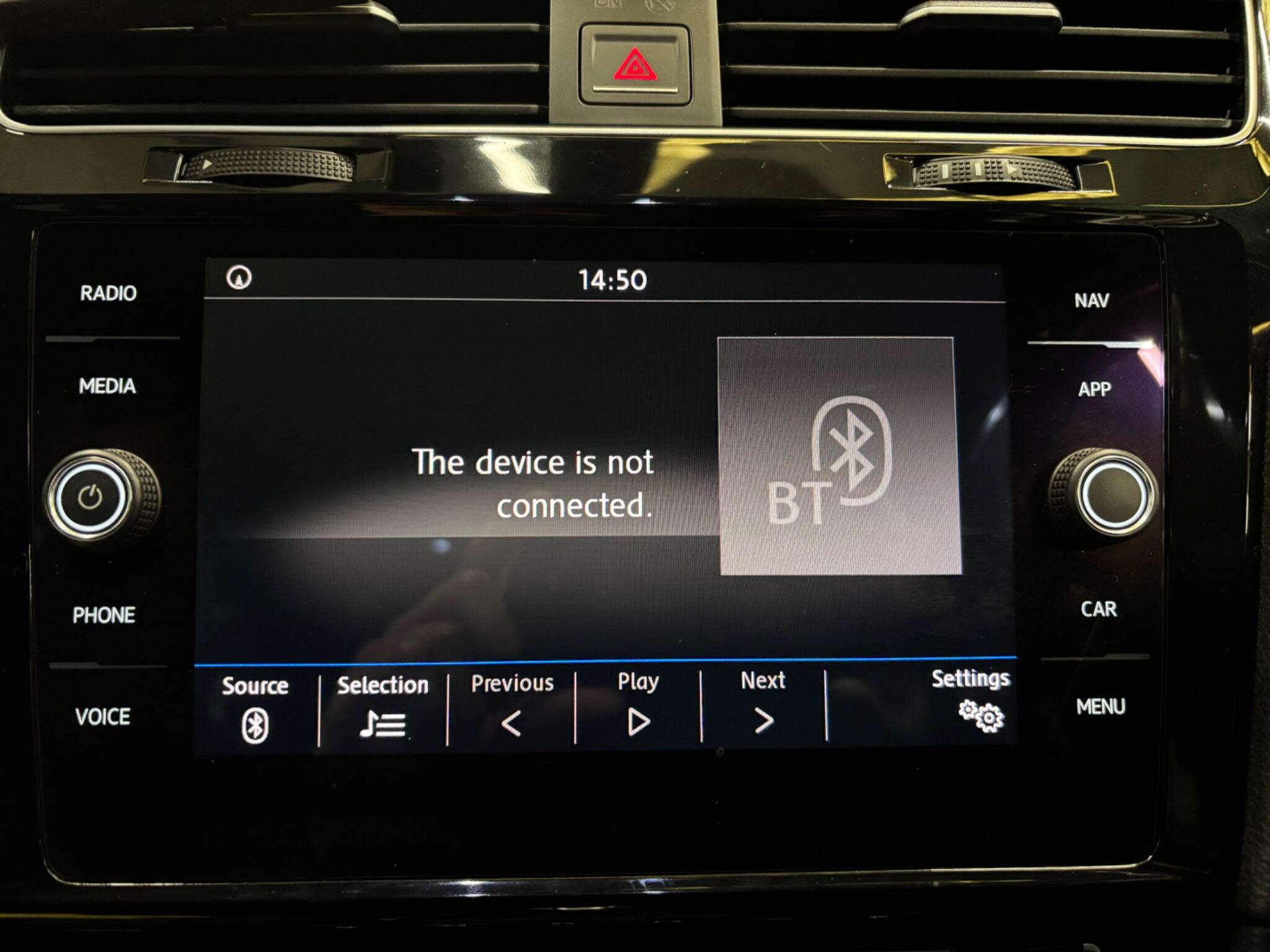 Volkswagen Golf view 12