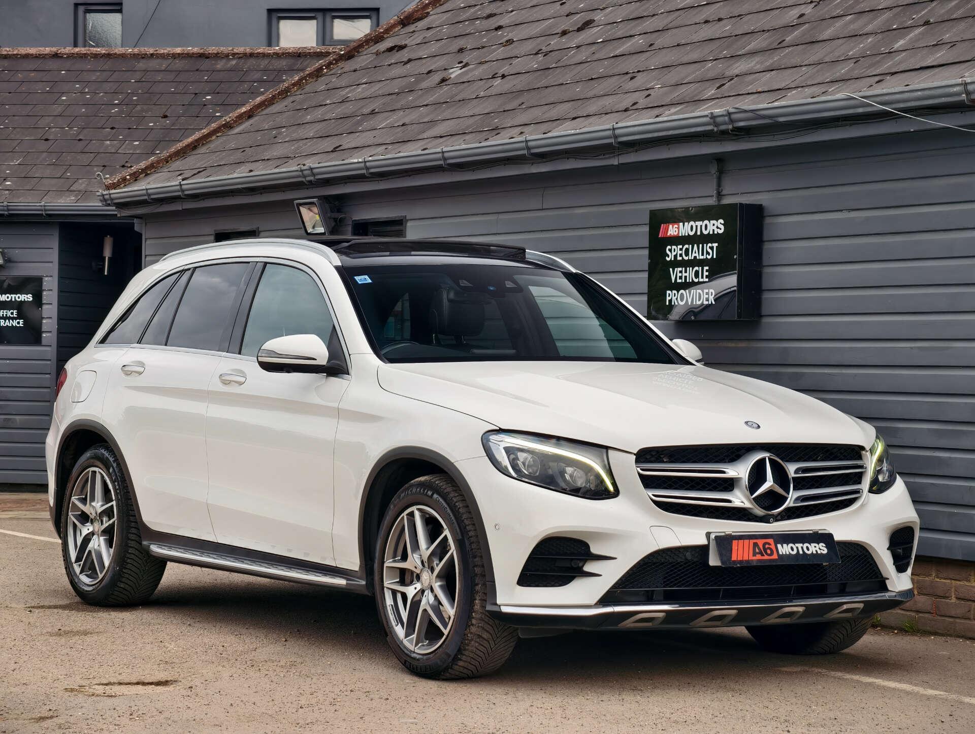 Mercedes-Benz GLC view 4