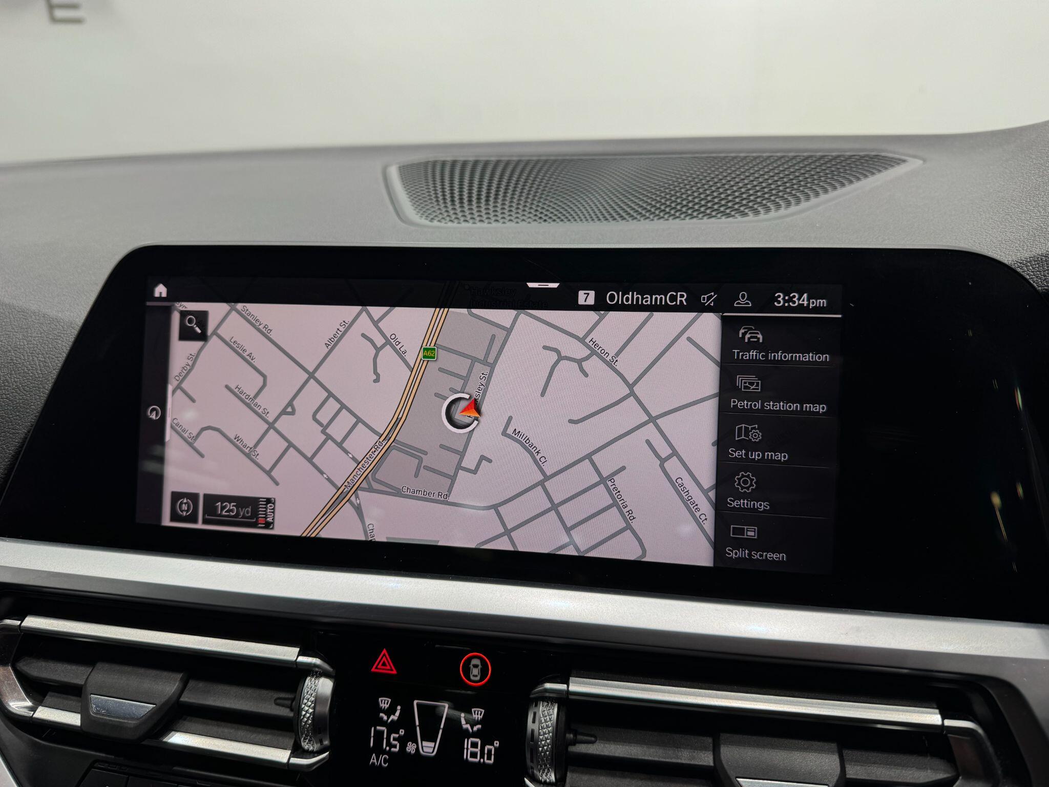 BMW 3 Series view 21