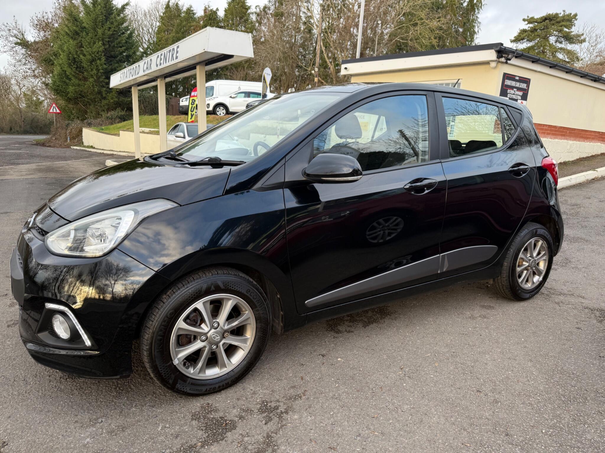 2016 Hyundai i10 1.0 Premium Euro 5 5dr • 99,000 miles image 9