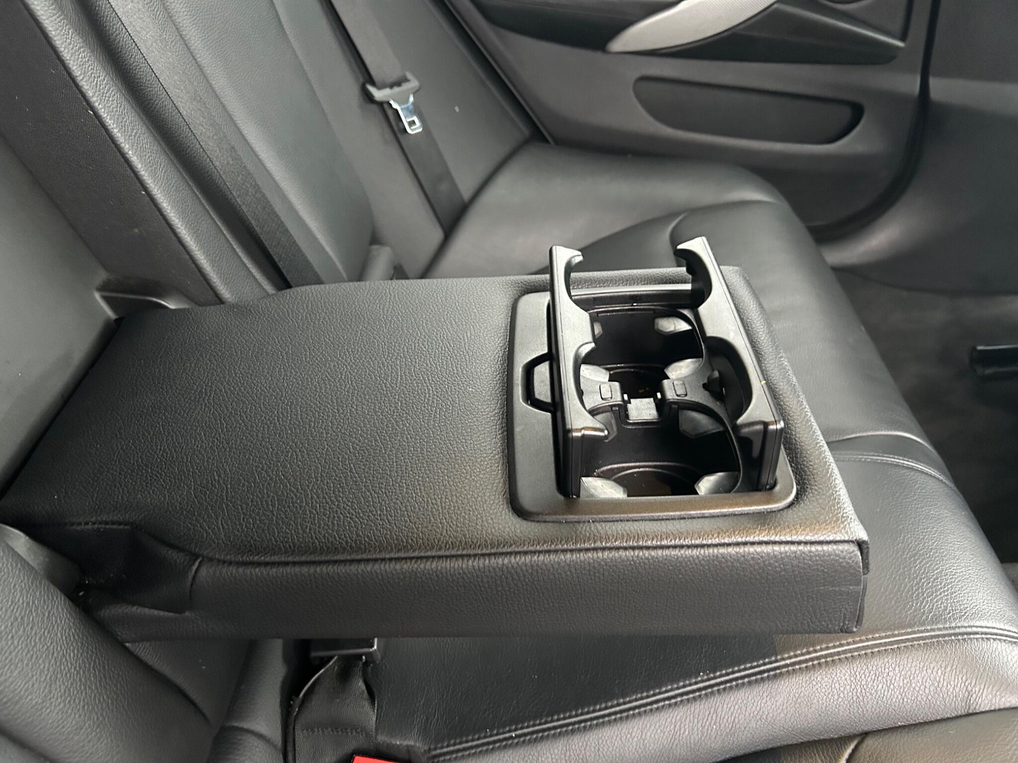 BMW 4 Series view 40