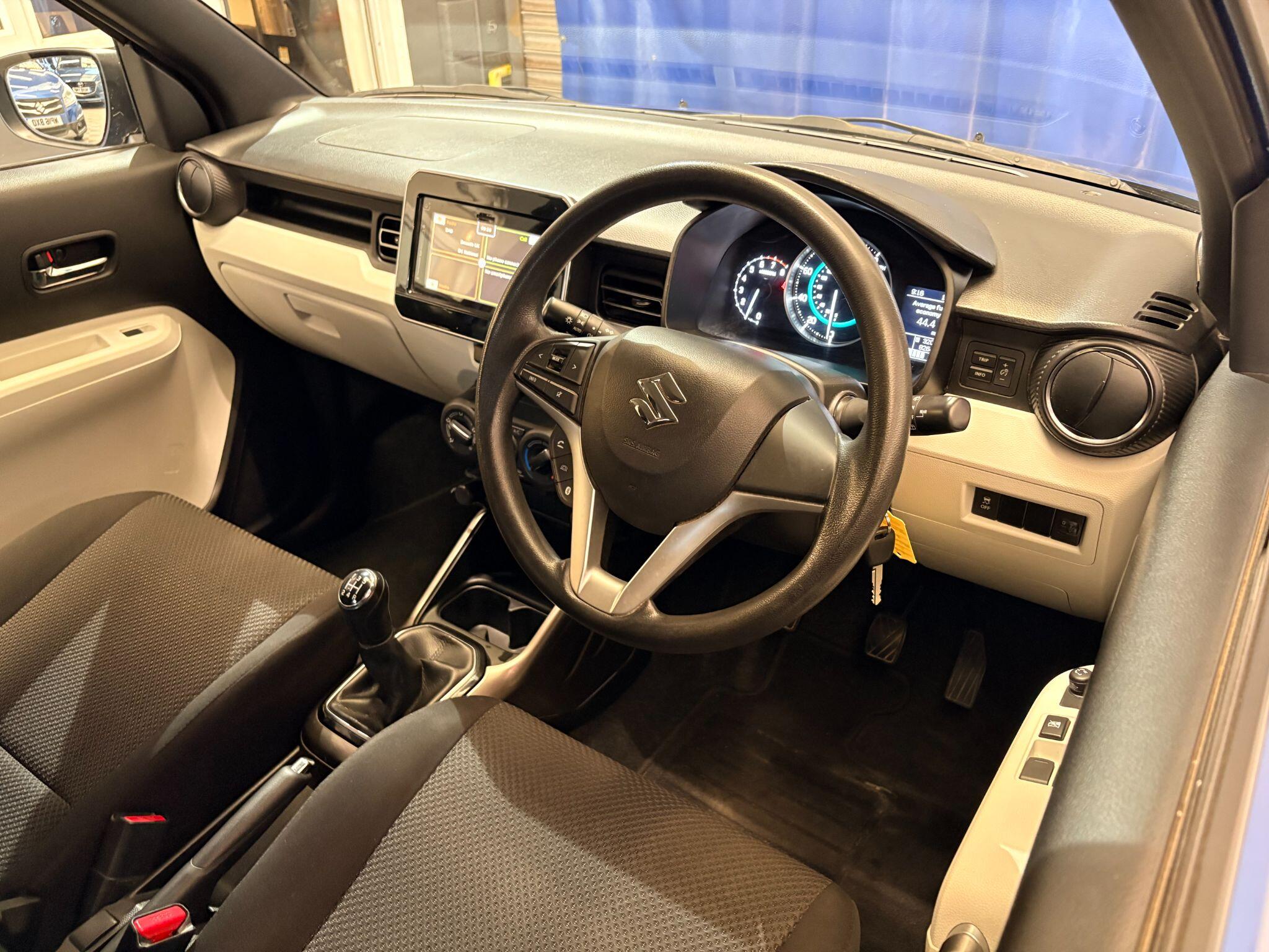 Suzuki Ignis view 26