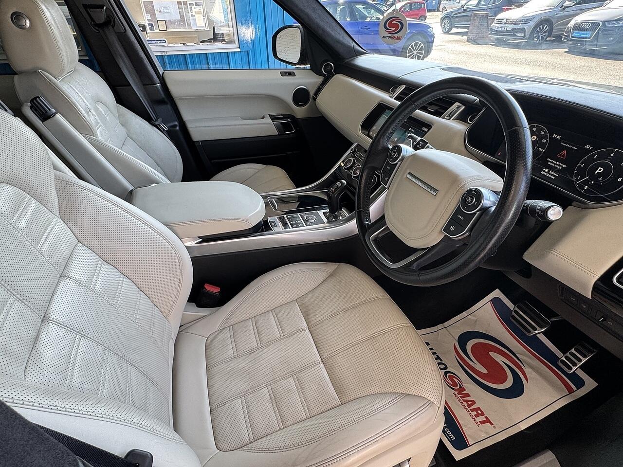 Land Rover Range Rover Sport view 10