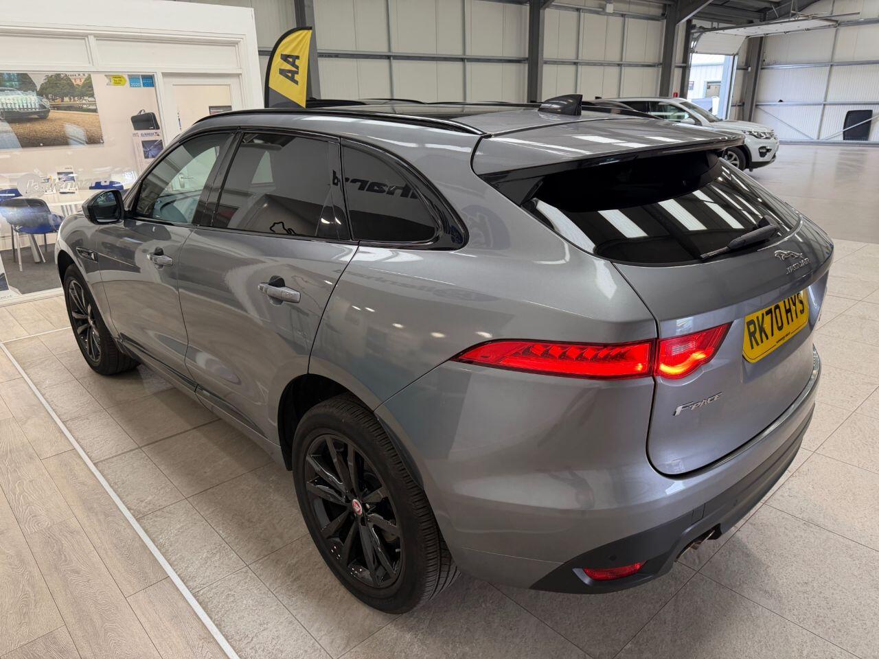 Jaguar F-Pace view 18
