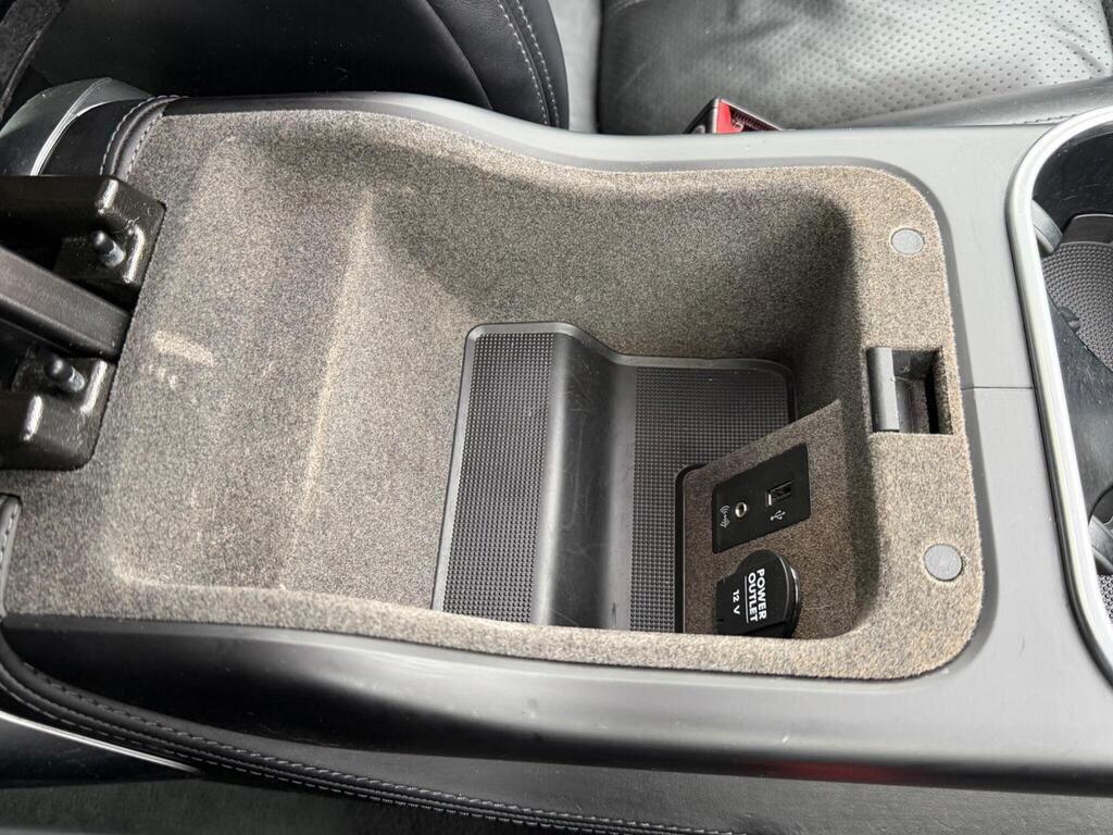 Porsche Cayenne view 46