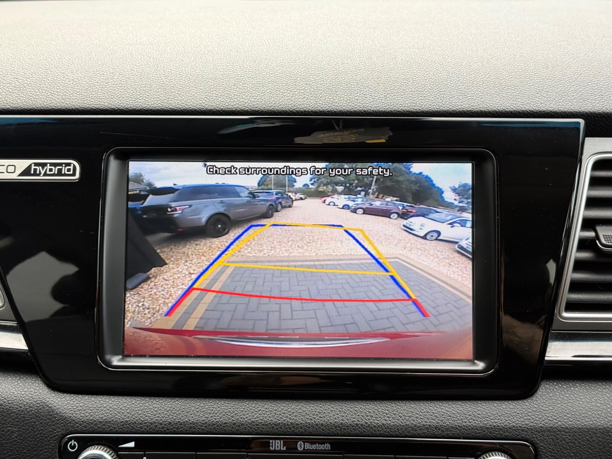 Kia Niro view 32