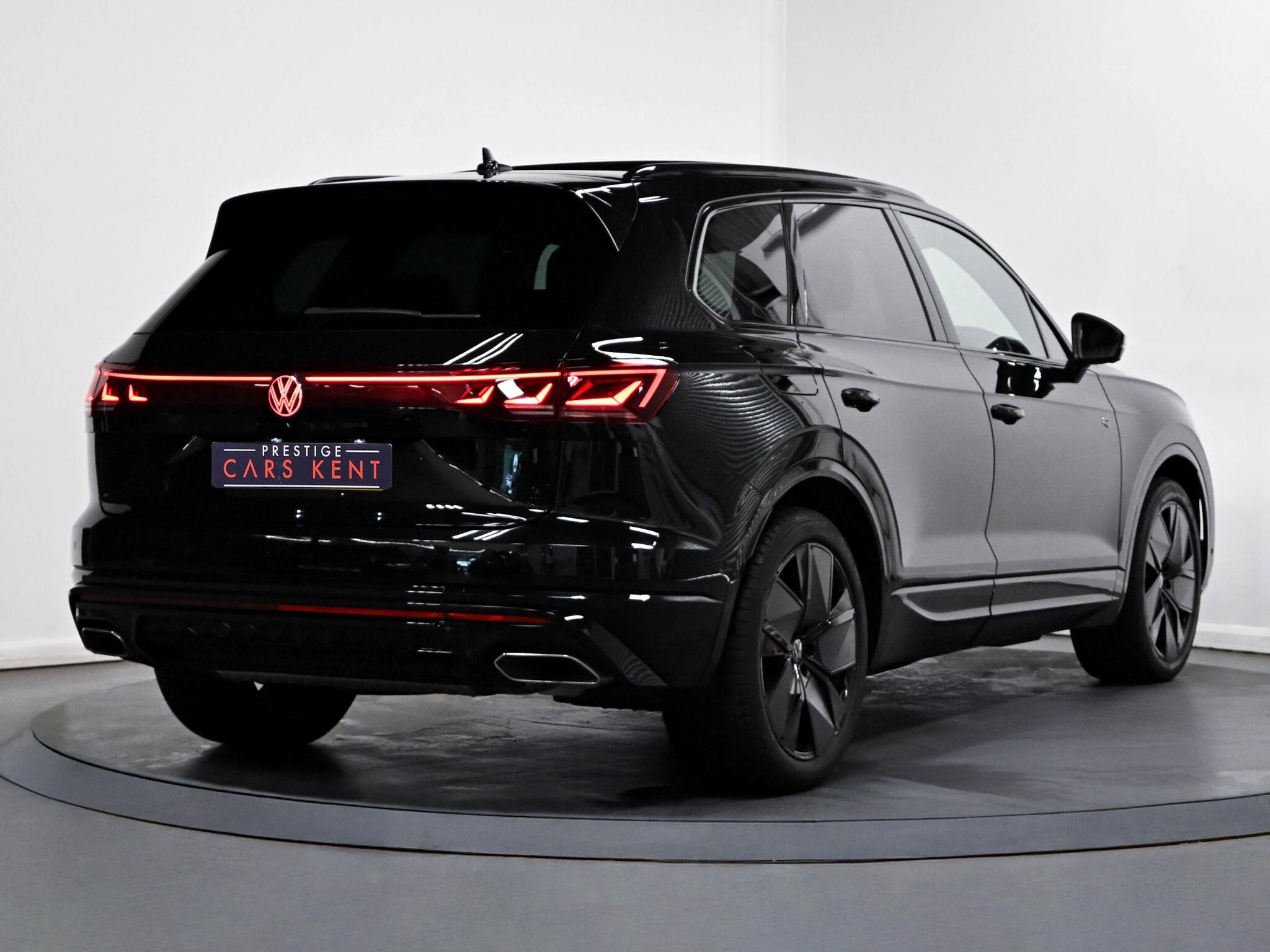 Volkswagen Touareg view 38