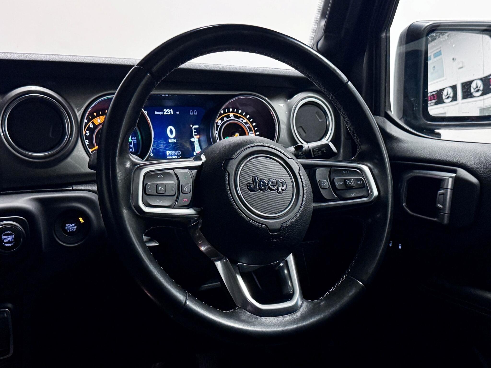 Jeep Wrangler view 24
