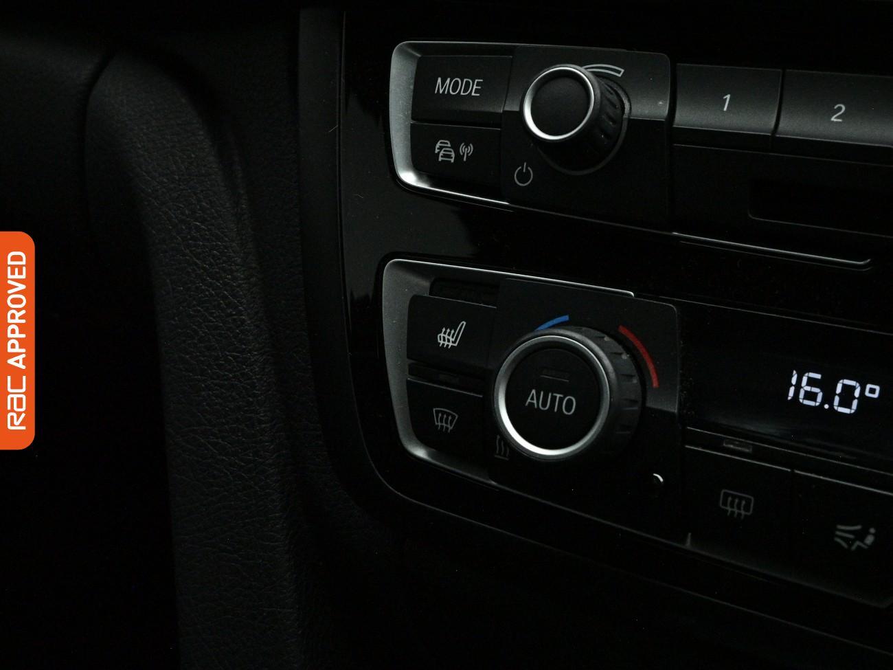 BMW M4 view 21