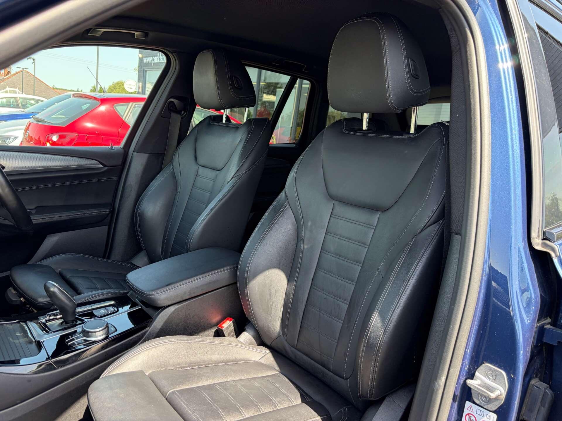 BMW X3 view 17