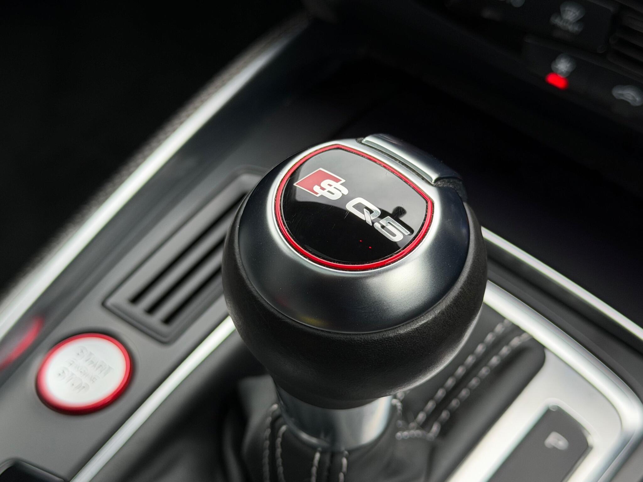 Audi SQ5 view 46