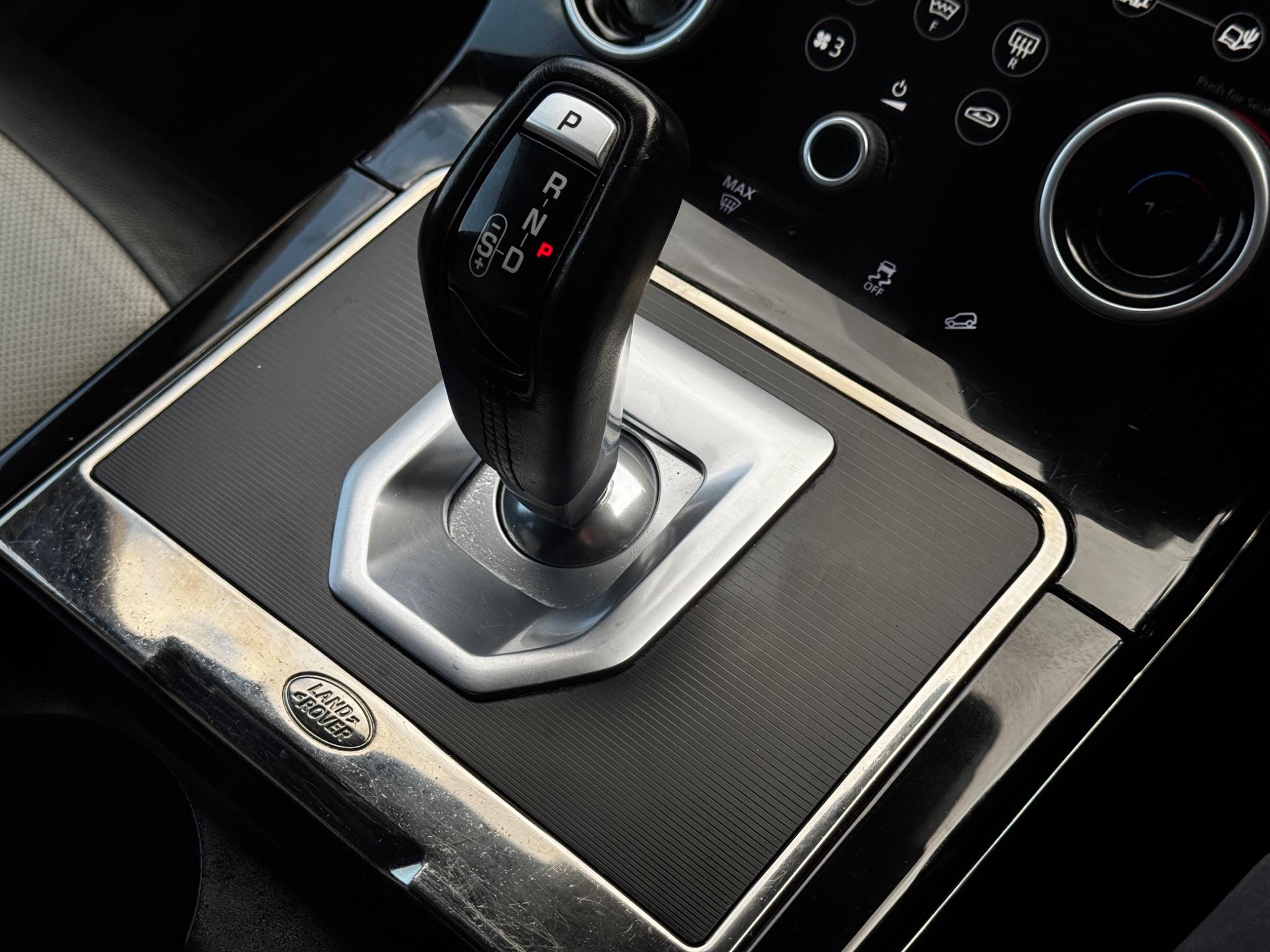 Land Rover Range Rover Evoque view 15