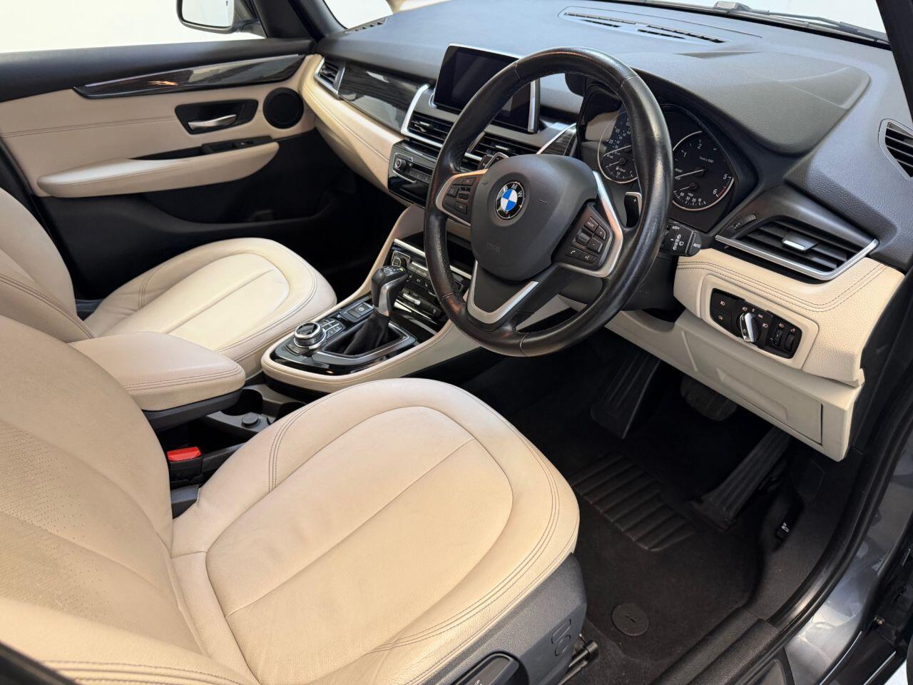 BMW 2 Series Active Tourer view 17