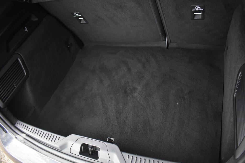 Ford Focus view 45