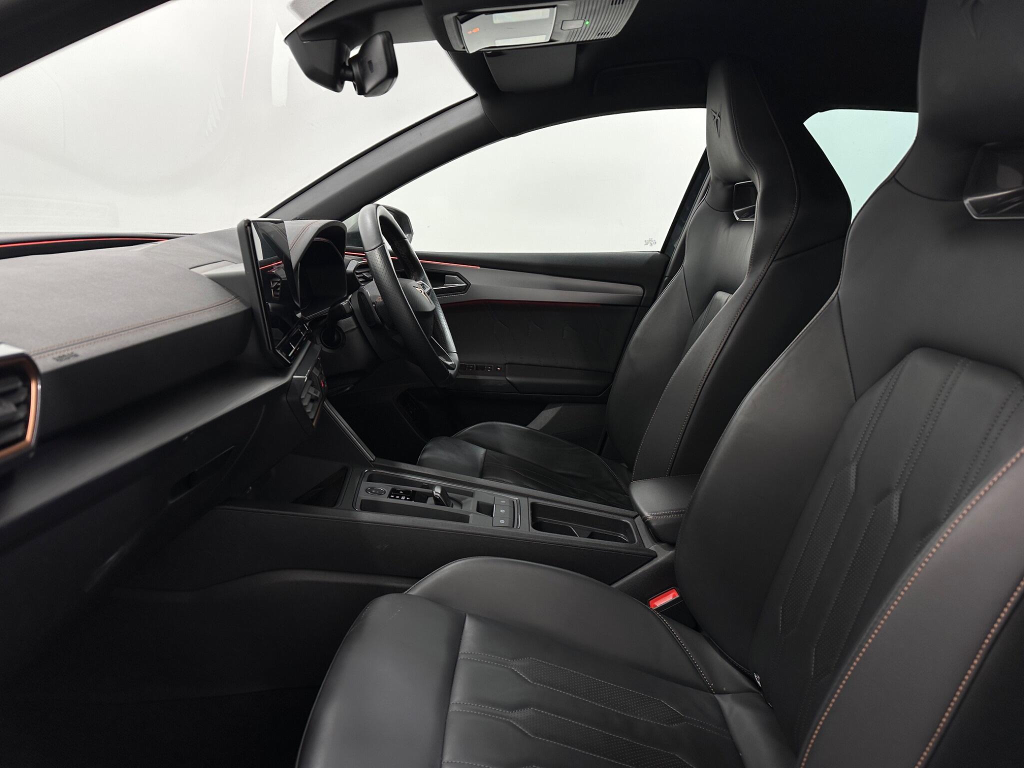 Cupra CUPRA Leon view 35
