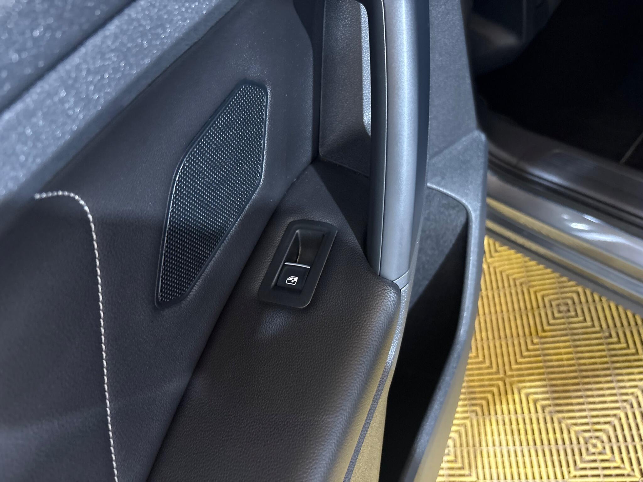 Volkswagen Tiguan view 39