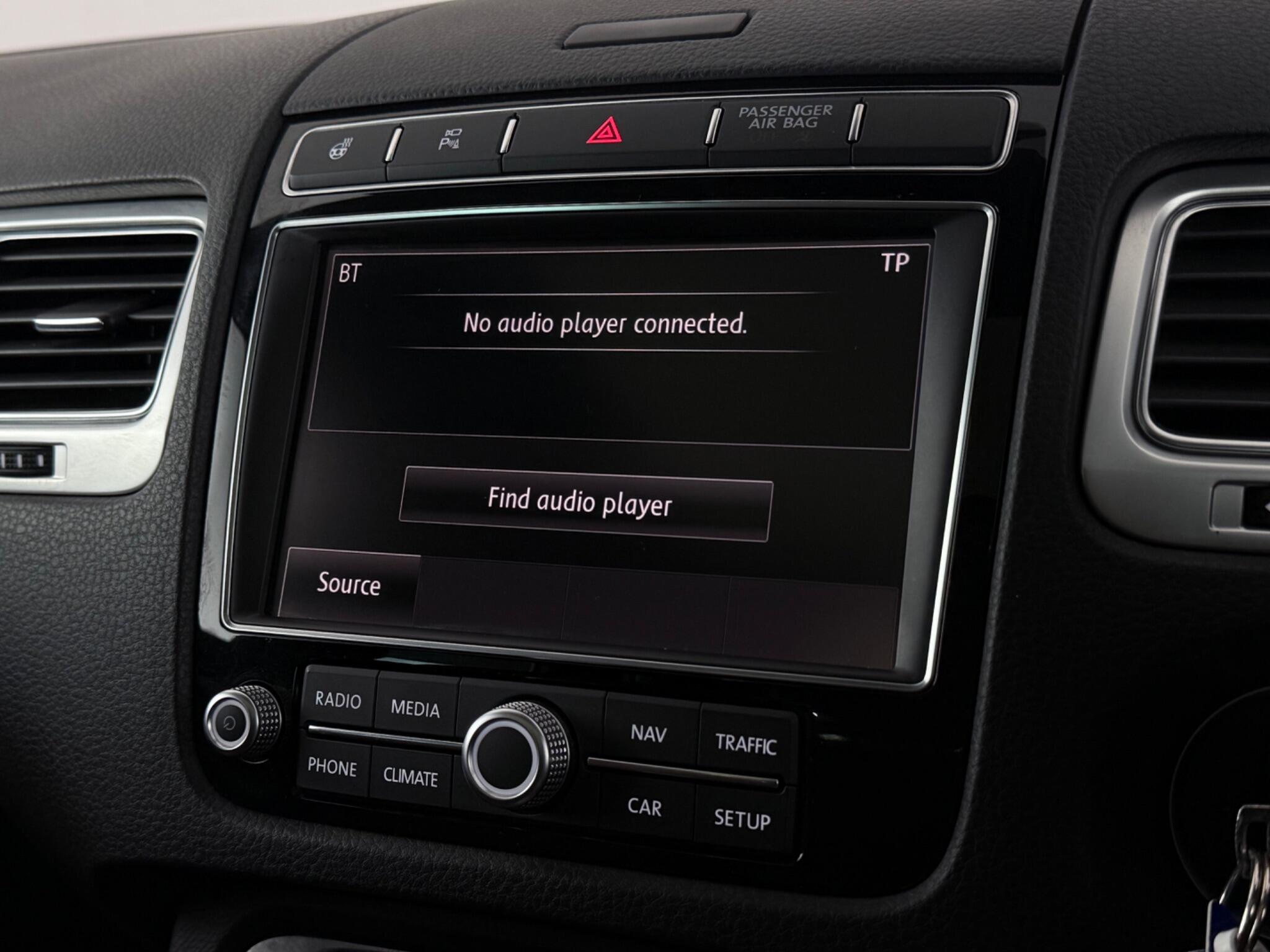 Volkswagen Touareg view 23