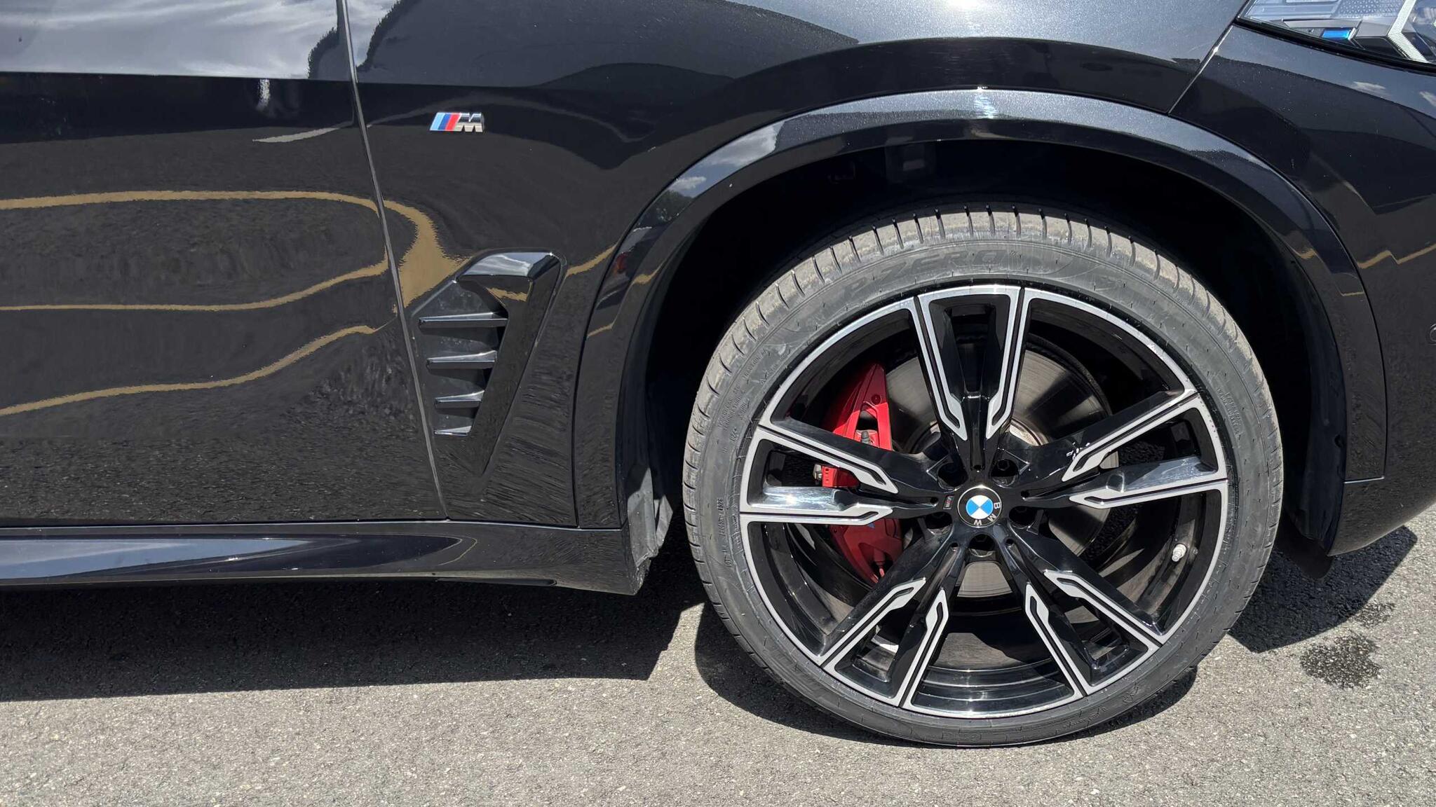 BMW X5 view 19