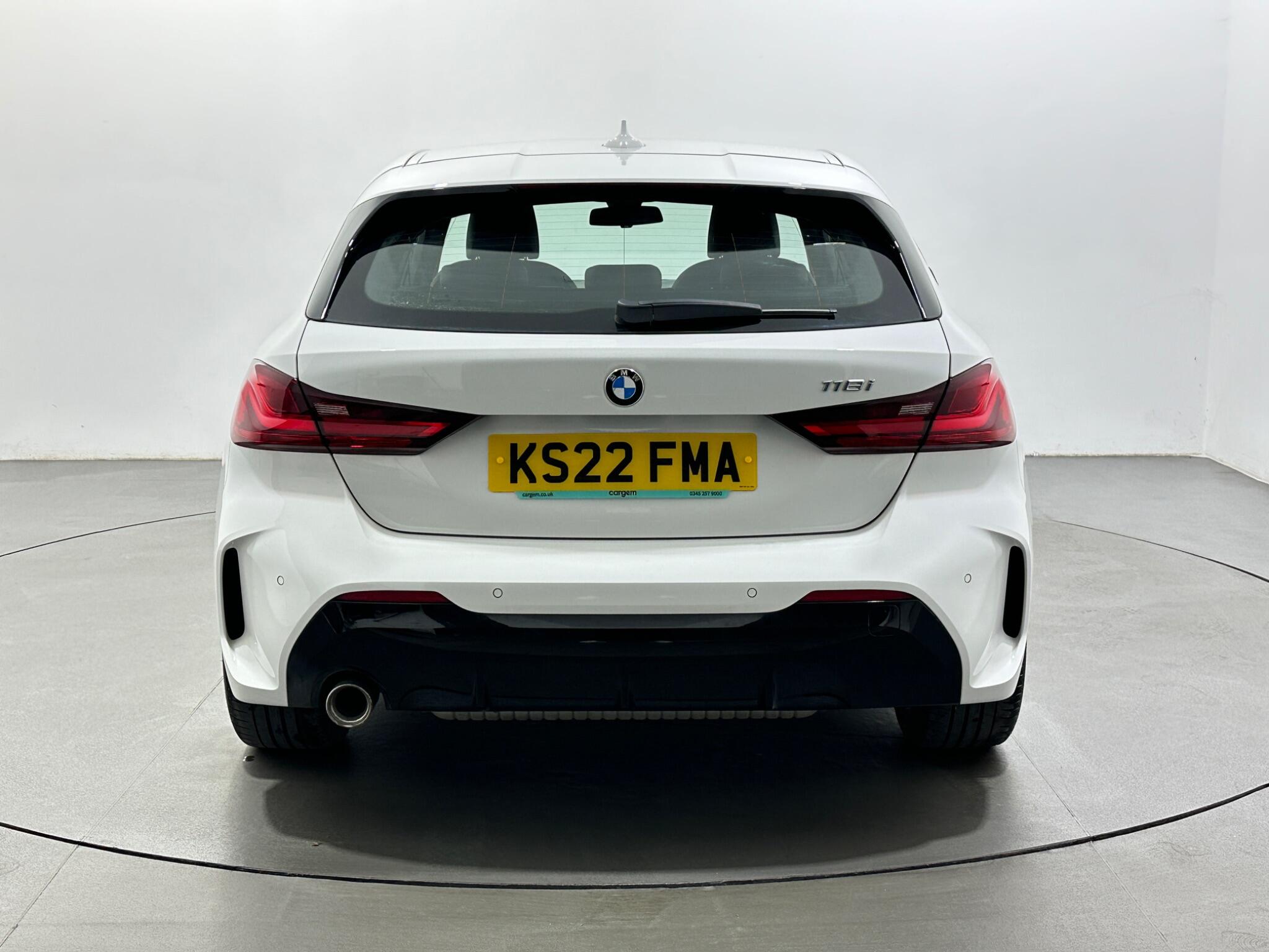 BMW 1 Series view 7