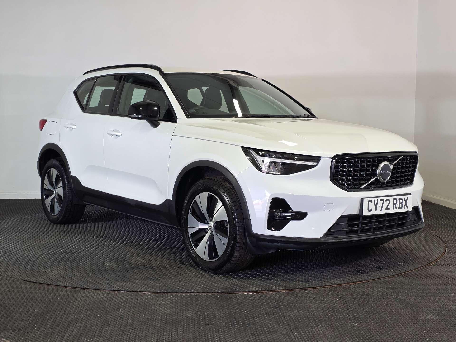 2022 Volvo XC40 in White for sale