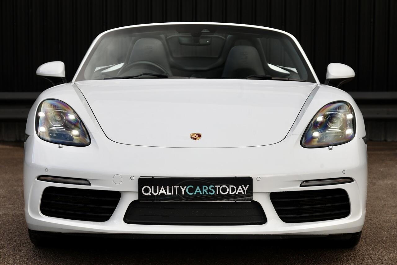 Porsche 718 Boxster view 5