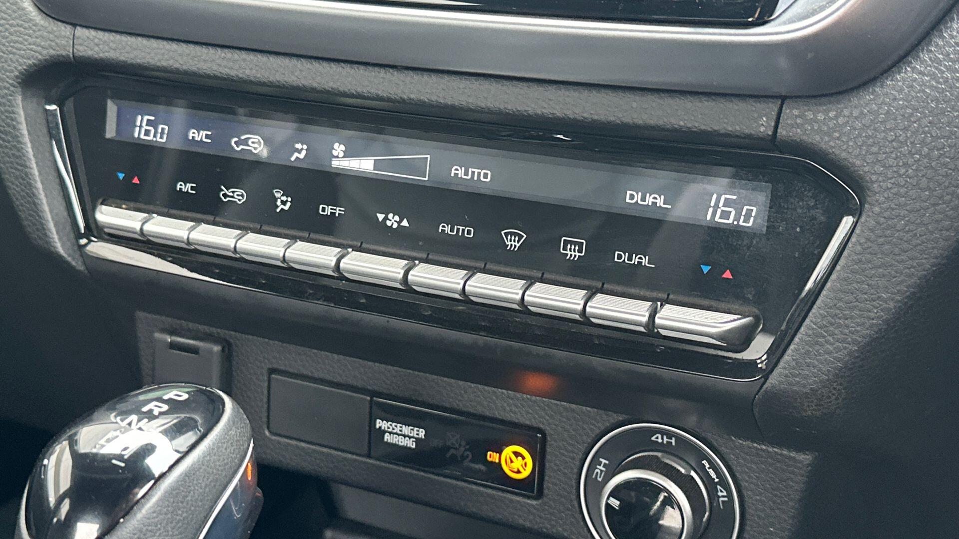 Isuzu D-Max view 12