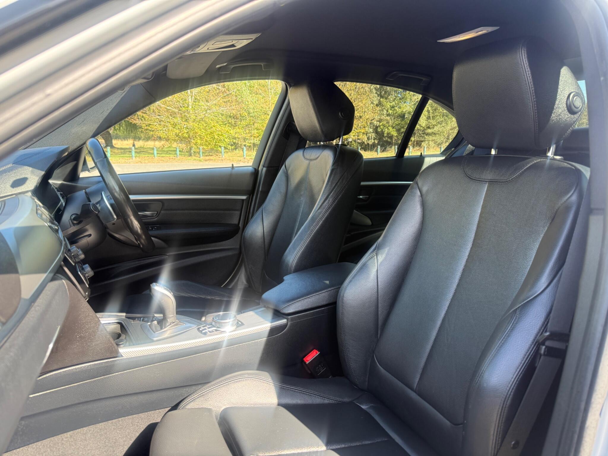 BMW 3 Series view 39