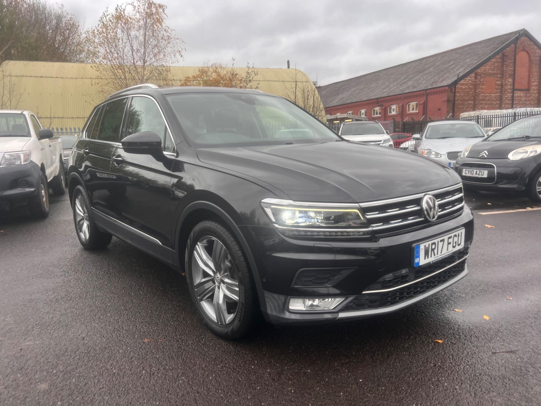 2017 Volkswagen Tiguan 2.0 TDI BlueMotion Tech SEL Euro 6 (s/s) 5dr • 52,000 miles image 1